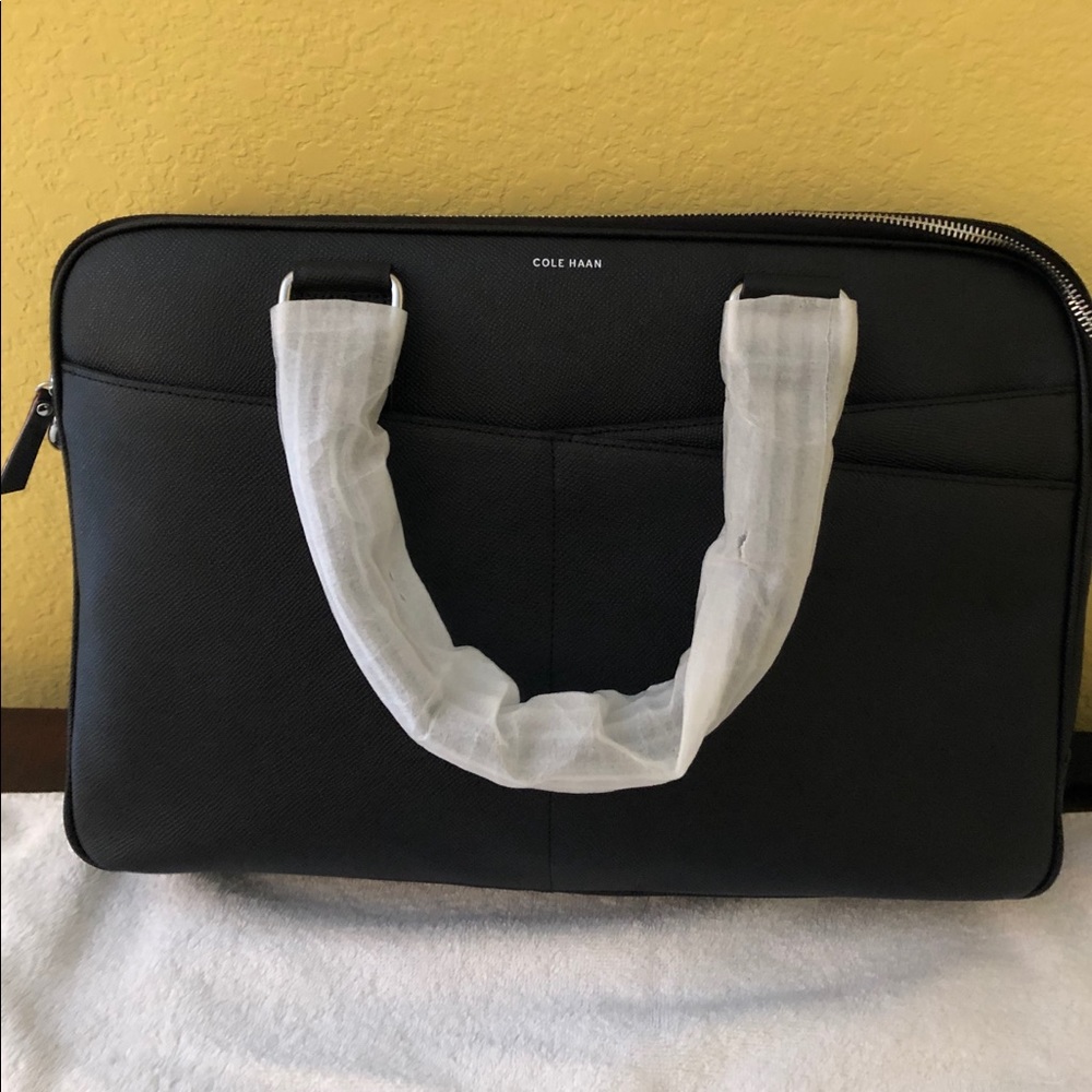 NWOT Cole Haan American Airlines Black Bag